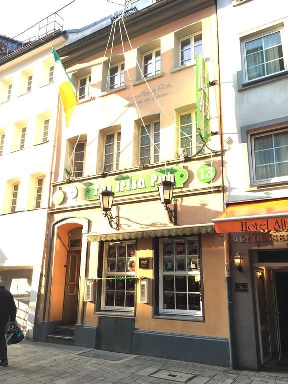 Barcelona Bed & Breakfast Düsseldorf Exterior foto