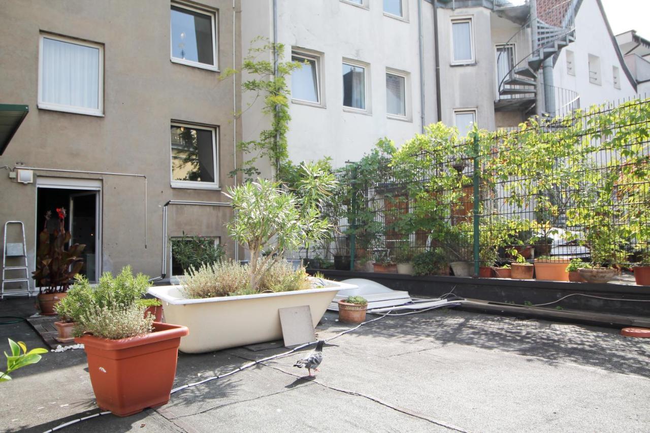 Barcelona Bed & Breakfast Düsseldorf Exterior foto